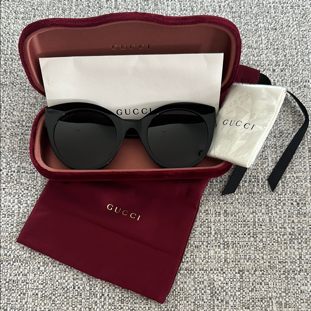 Gucci Black Cat-Eye Sunglasses
